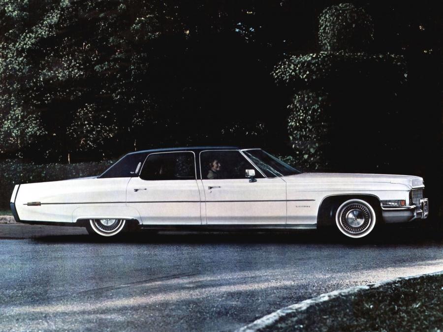  Cadillac Fleetwood Sixty Special Brougham 1971 года  (фото 10 из 10)